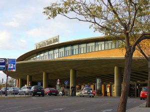 car hire from Santa Justa Station