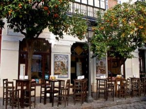 best restaurants in barrio santa cruz