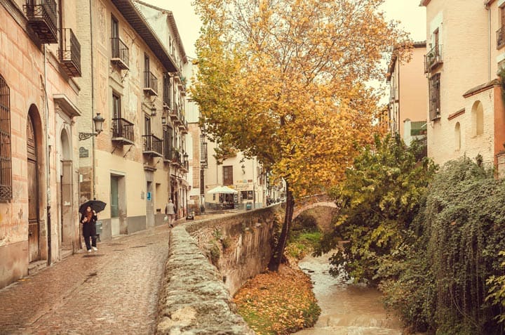 Best time to visit Alhambra Granada