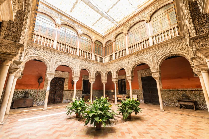 Monumenti Siviglia - Casa de Salinas Seville architecture
