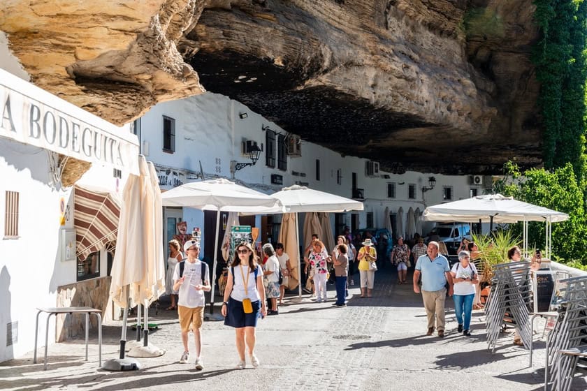 Setenil de las Bodegas panorama