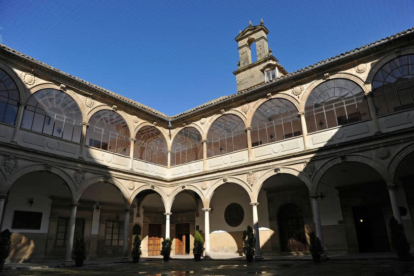 Baeza historic university