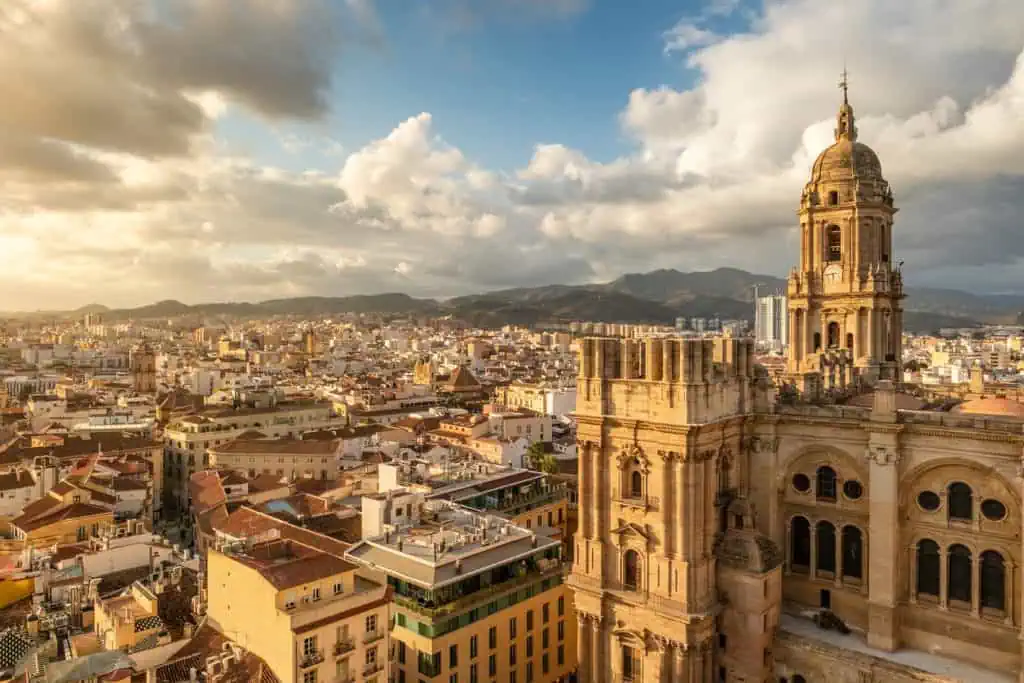 malaga guida di viaggio