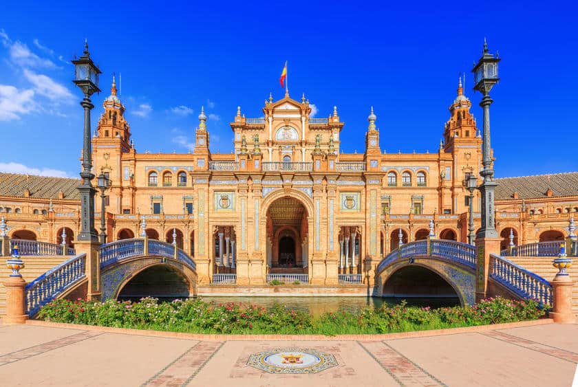 plaza de españa in seville spain